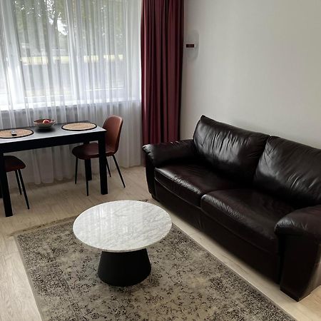 Luxuria Modern Apartments - Self Check-In Σιαουλιάι Εξωτερικό φωτογραφία
