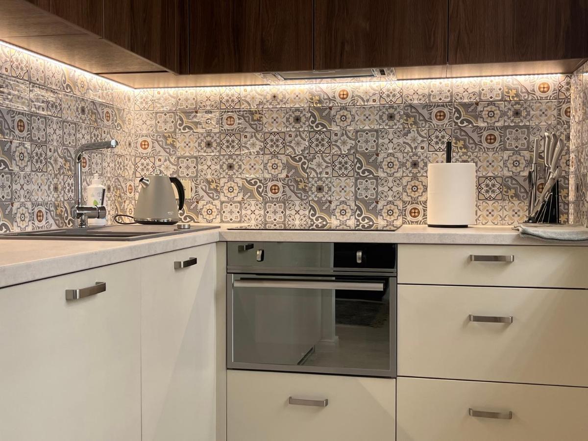 Luxuria Modern Apartments - Self Check-In Σιαουλιάι Εξωτερικό φωτογραφία